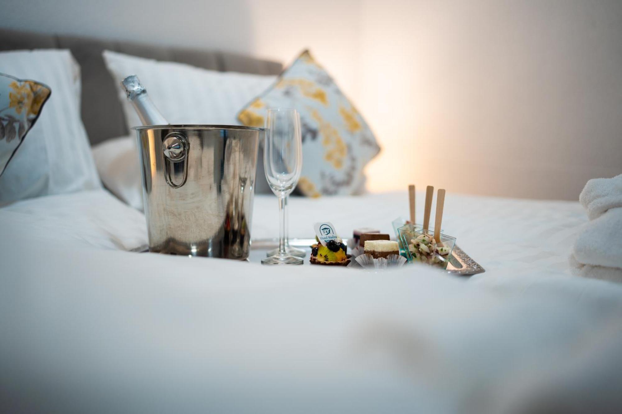 Hotel Maslina Seget  외부 사진